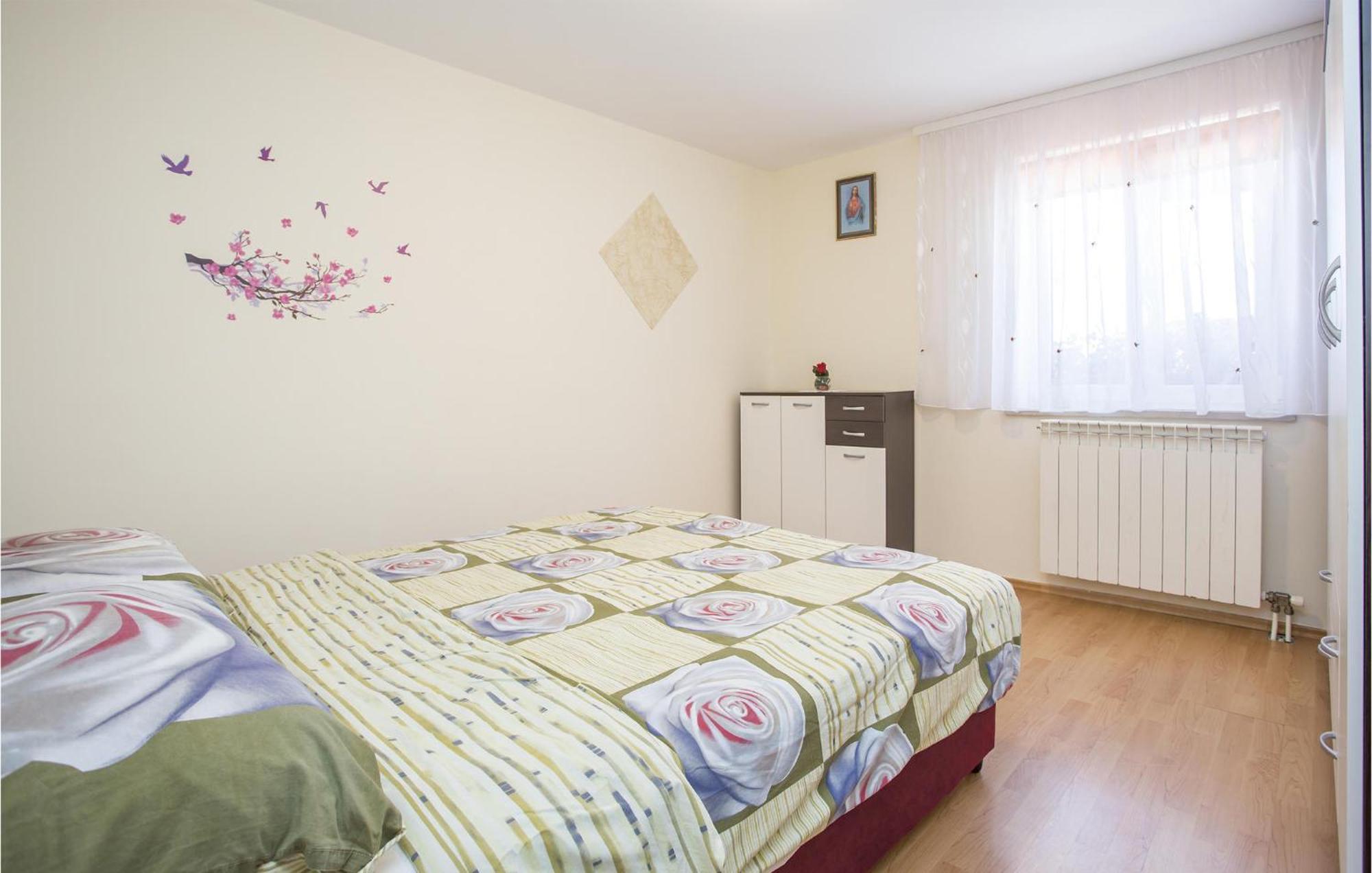 Amazing Apartment In Rijeka With Wifi Exterior foto